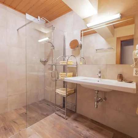 App- 201 By Interhome